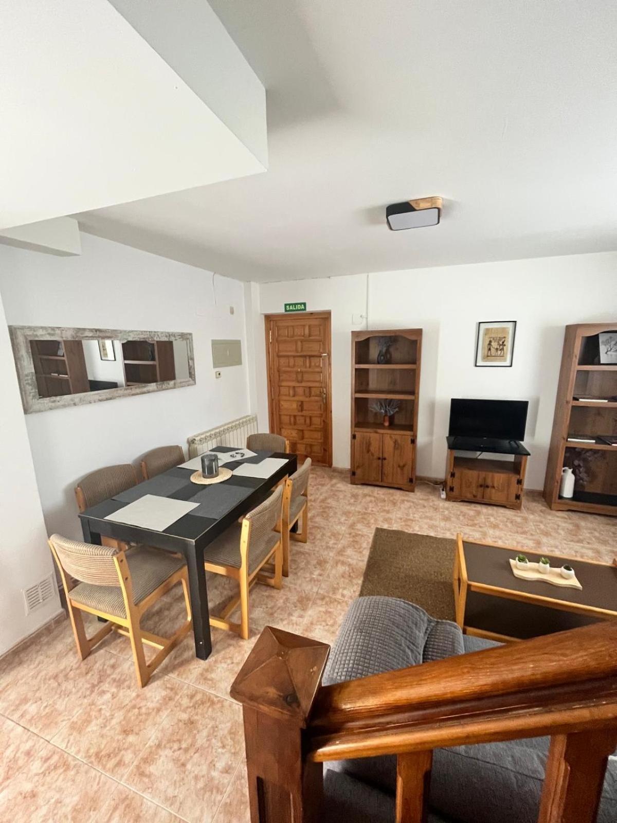 فيلا Pirineo Aragones. Casa La Paz Sabiñánigo المظهر الخارجي الصورة